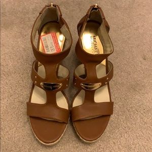 Michael Kors wedges size 9